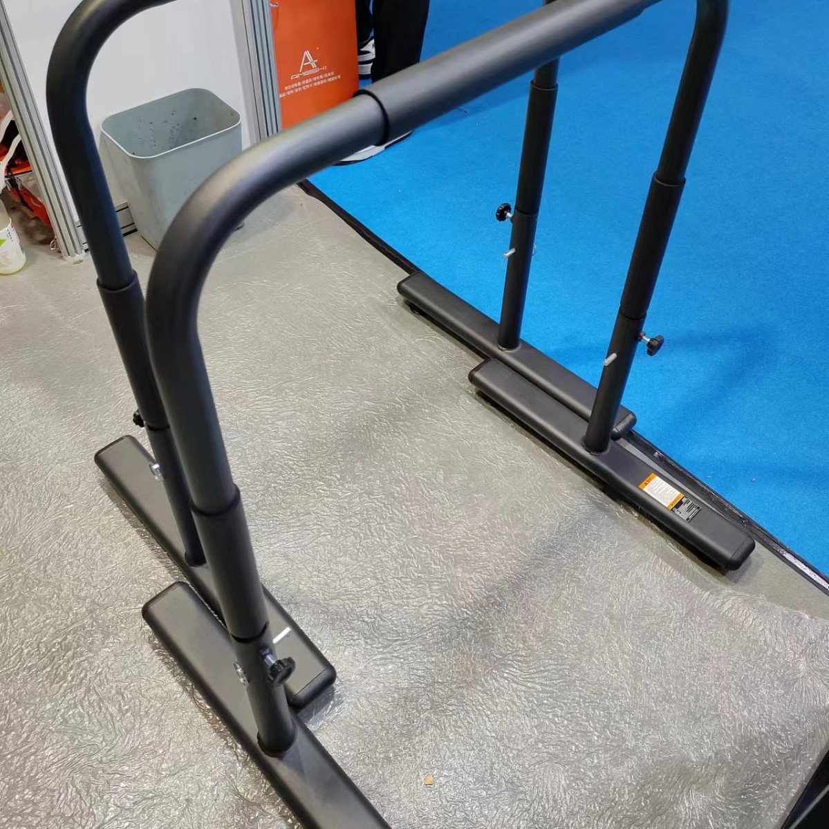 Nieuwe parallelle stangen voor - Dip Bar Parallel recensie en prijs
